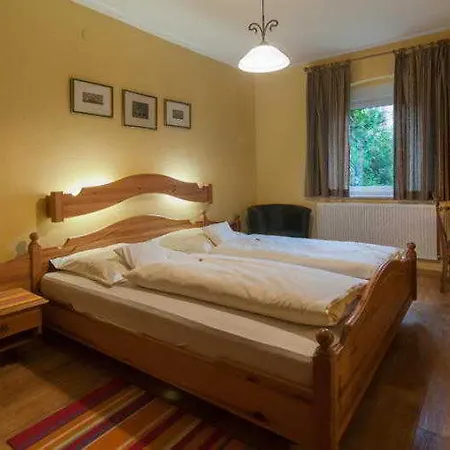 Rothenburger Hof 2* רוטנבורג אוב דר טאובר