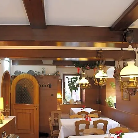 Rothenburger Hof 2*
