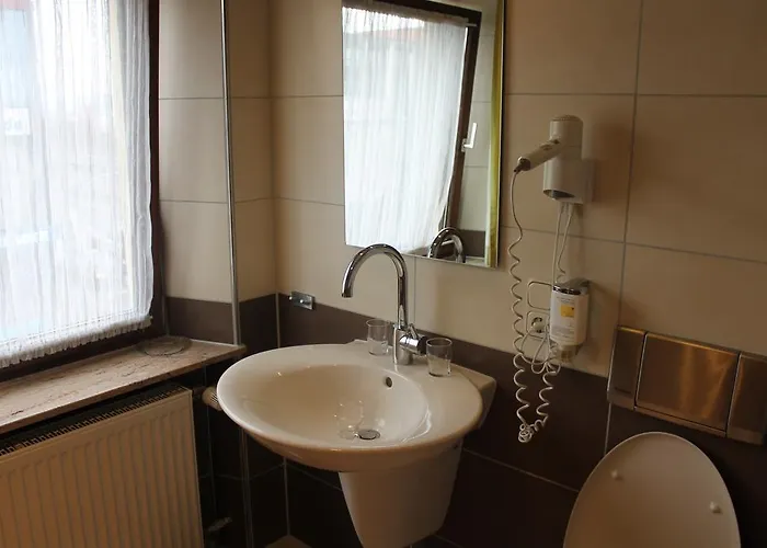 Hotel Rothenburger Hof 2*