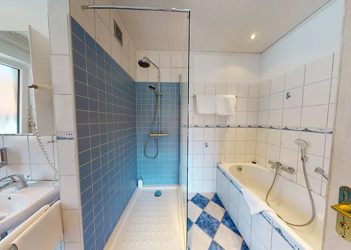 Rothenburger Hof Hotel 2*